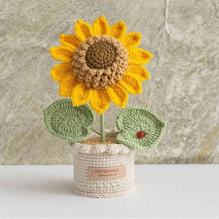 Handmade Crochet Potted Sunflower, Knitted Yarn Flower Decoration, side view